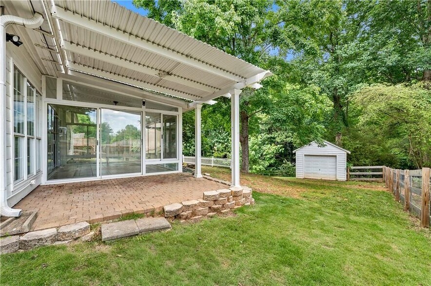 Building Photo - 1525 Keystone Dr