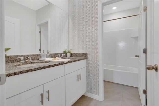 Building Photo - 7699 Oakmoss Loop