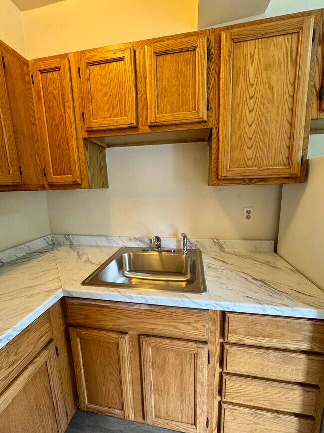 Building Photo - 780 Hayes St