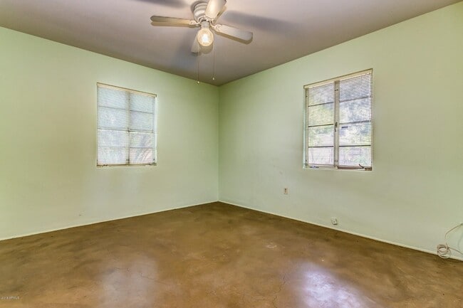 Building Photo - 1719 S El Camino Dr