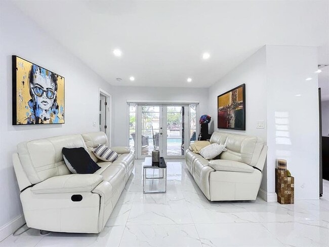 Building Photo - 2171 NW 87th Ave