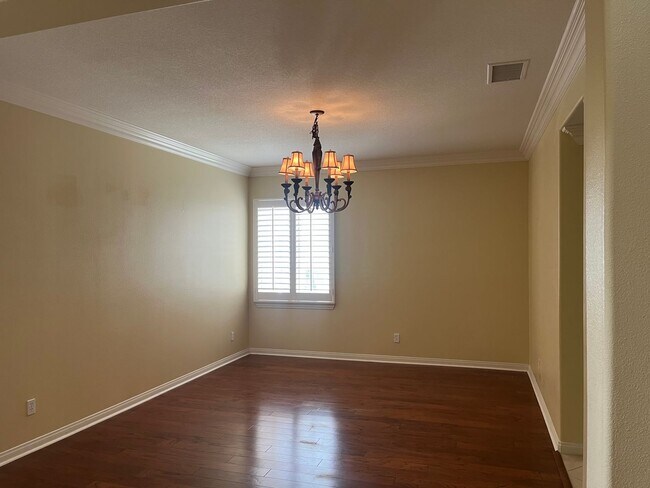 Building Photo - 32624 Juniper Berry Dr