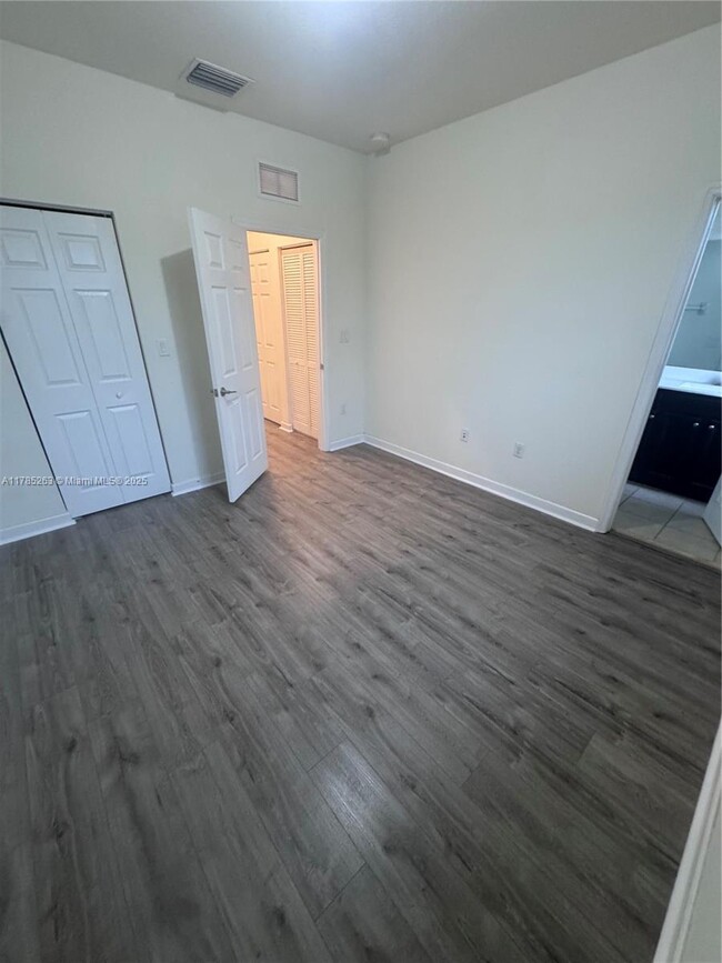 Building Photo - 11422 SW 250th St