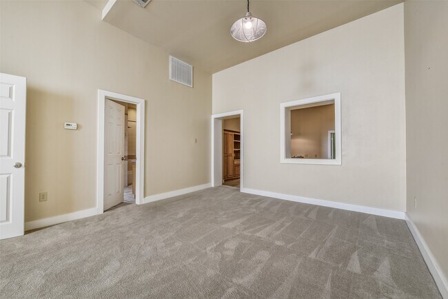 Building Photo - 2309 Harborside Dr