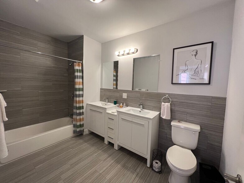 Building Photo - 90 Clinton Ave