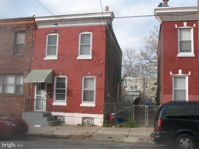 Building Photo - 1709 W Juniata St