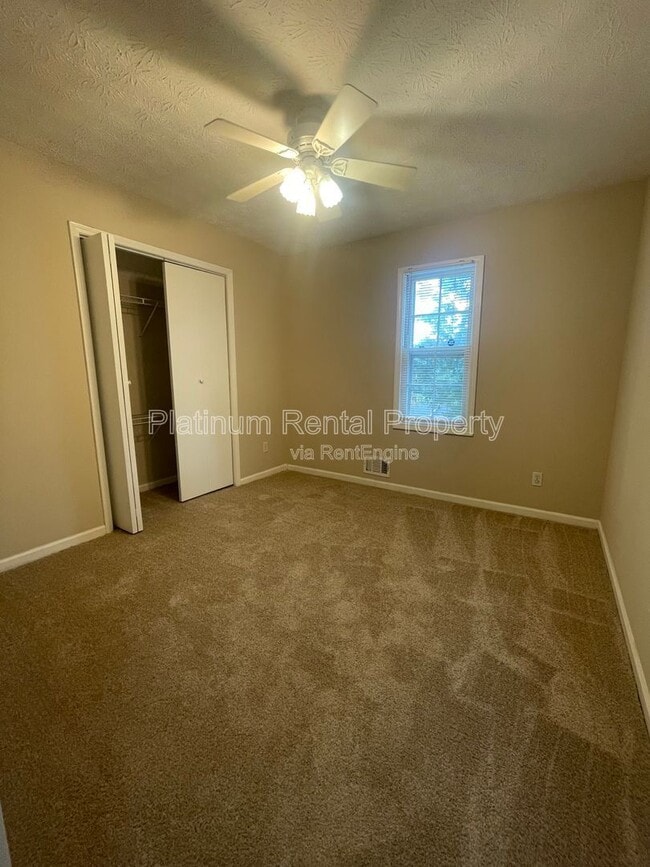 Building Photo - 377 Arbour Way
