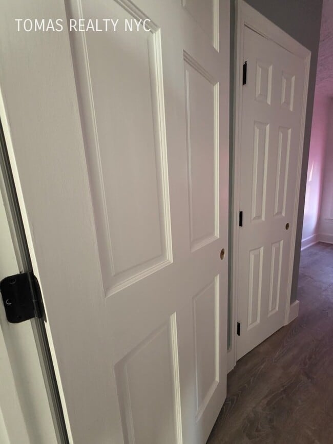 Building Photo - 243 Woodworth Ave