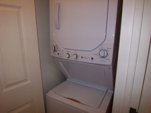 Building Photo - 1 Watermill Pl