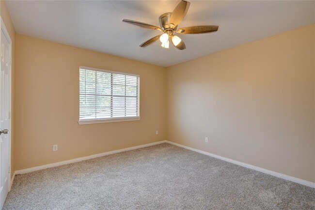Building Photo - 4006 Forest Birch Ct