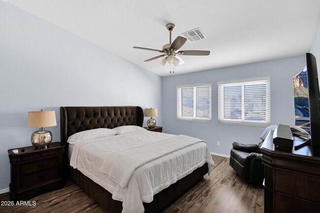 Building Photo - 1024 E Frye Rd