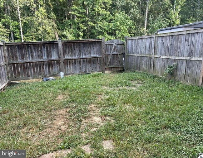 Building Photo - 809 Sledgehammer Dr