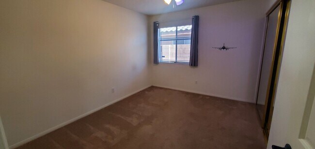 Building Photo - 1805 Quail Point Ct