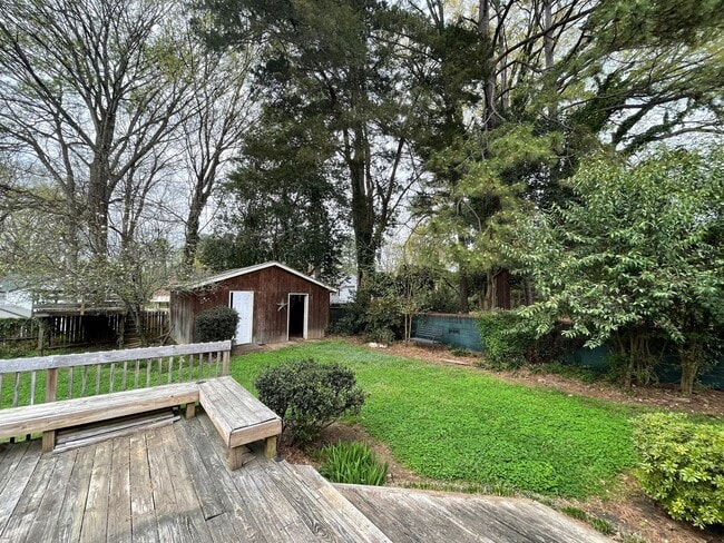 Building Photo - Coming Soon!!   Lovely 2 Bedroom House Clo...