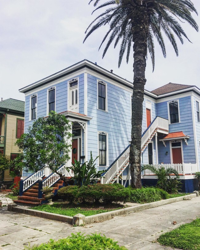 Building Photo - 1327 Avenue H