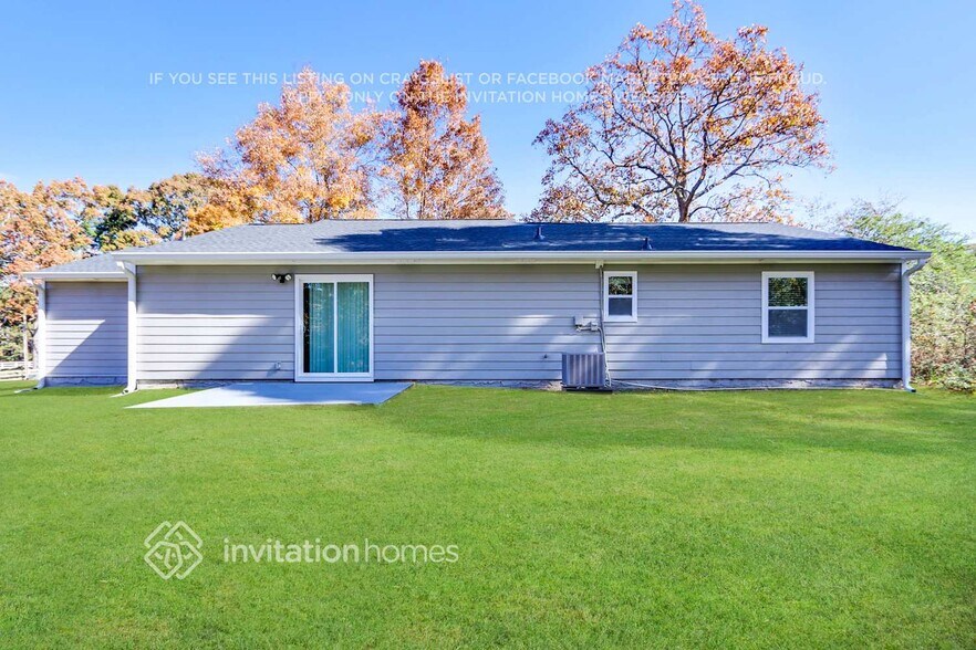 Building Photo - 292 Oak Ridge