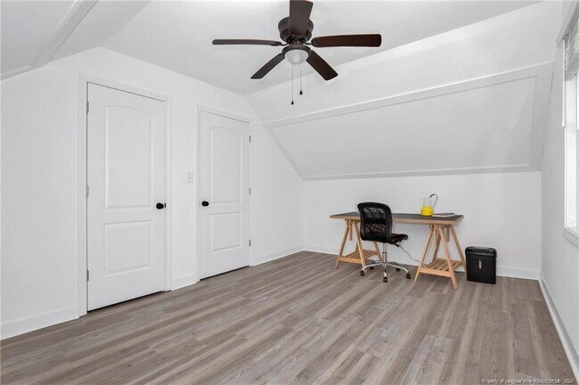 Building Photo - 506 Cross St