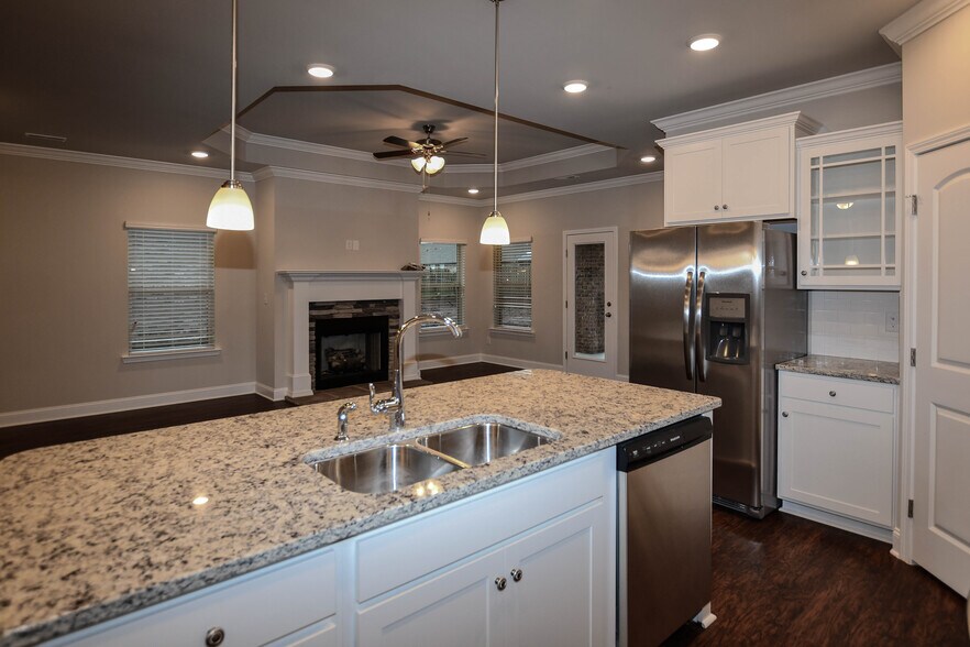 Building Photo - 257 Caudle Dr