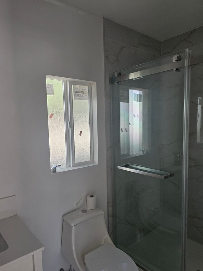 Building Photo - 133TH - HAWTHORN