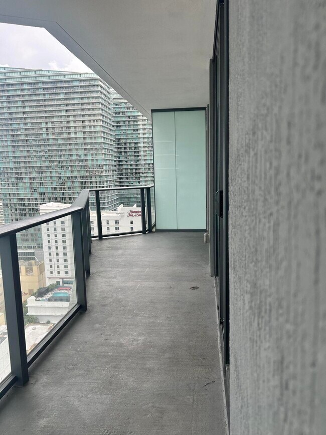 Building Photo - 1300 S Miami Ave