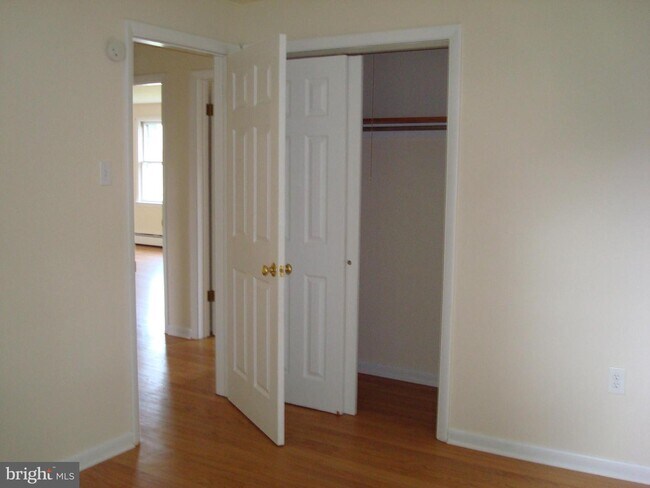 Building Photo - 1158 Horseshoe Pike