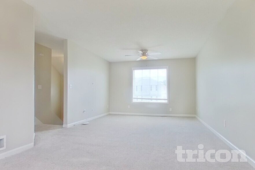 Building Photo - 404 Remington Ct