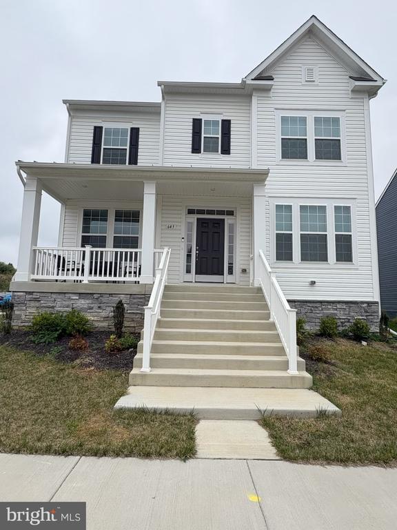 Building Photo - 643 Lord Fairfax St
