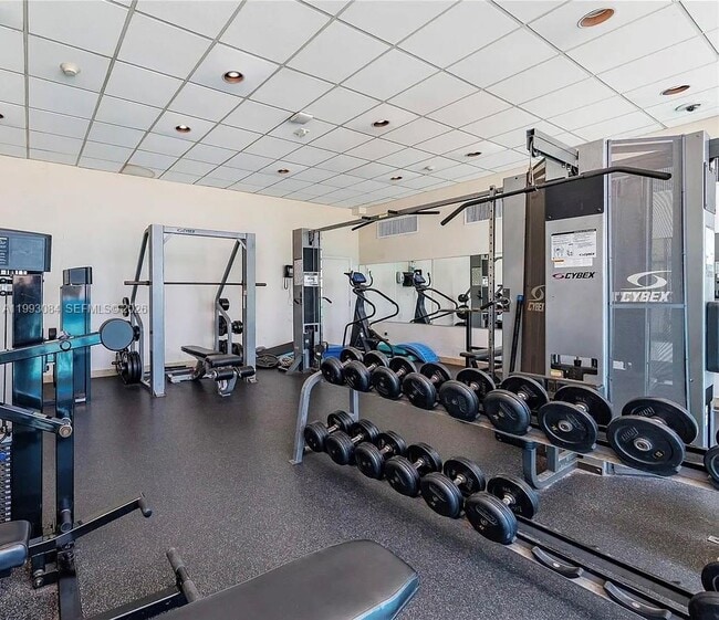 Building Photo - 5555 Collins Ave