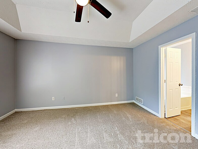 Building Photo - 1185 Mercury Dr SE