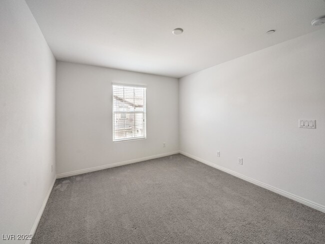 Building Photo - 462 Ylang Pl