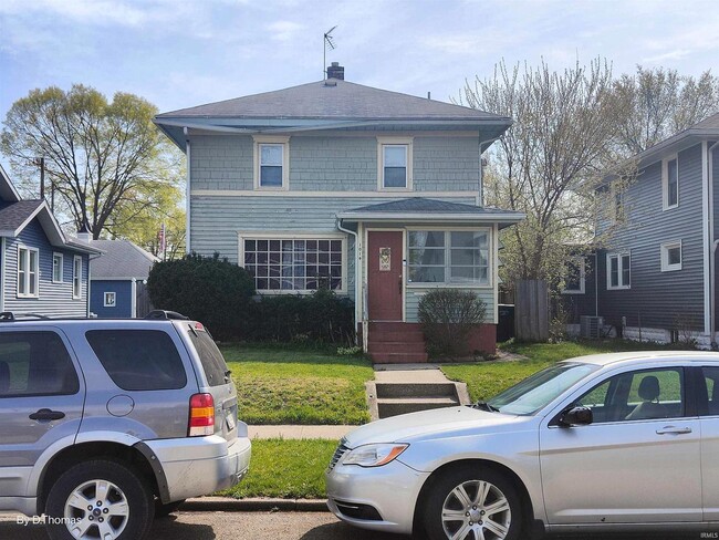Primary Photo - 1014 21st St