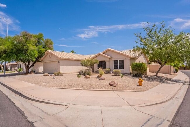 Building Photo - North West Chandler Home with a Pool