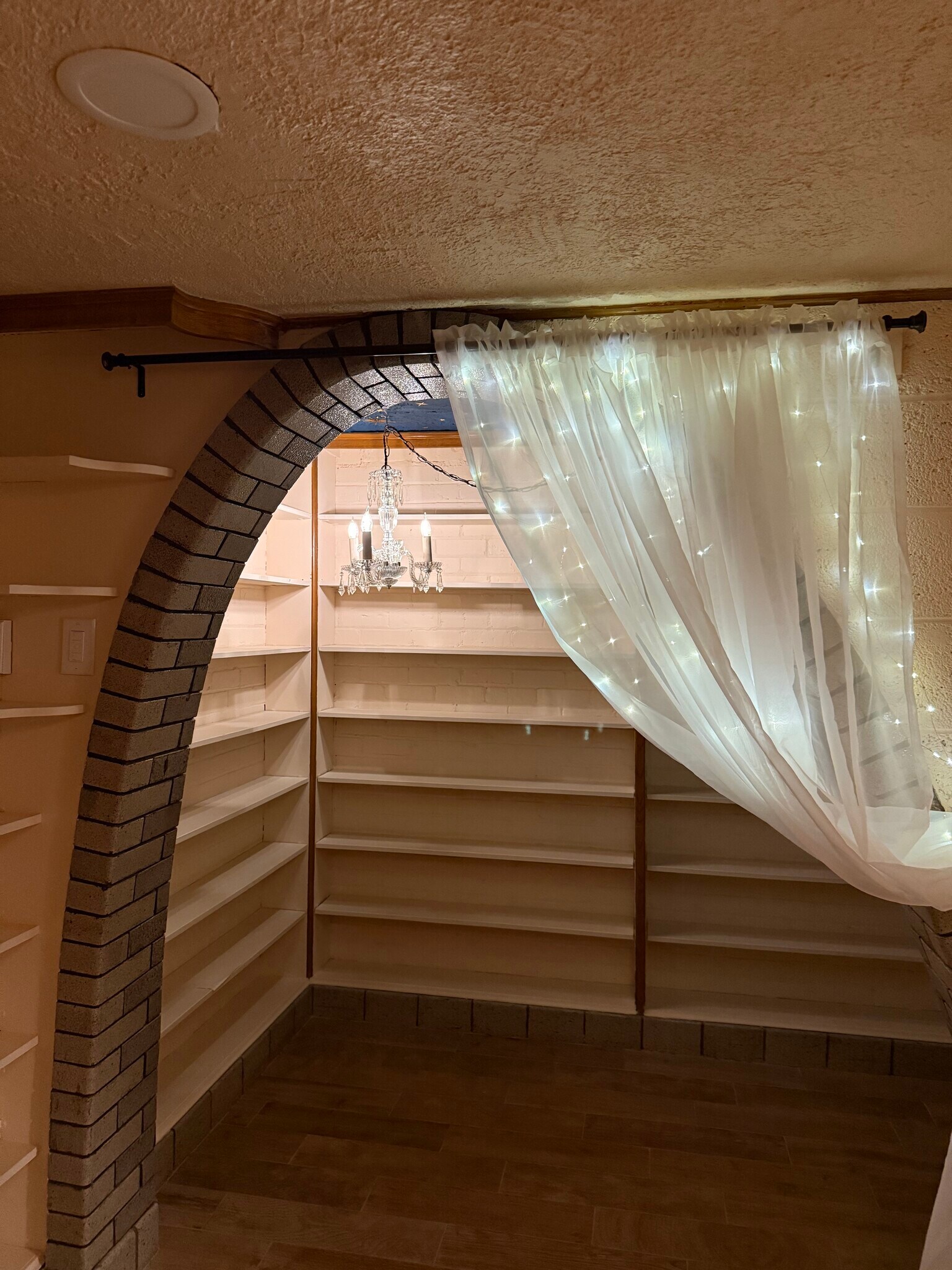 Building Photo - 452 S 800 E