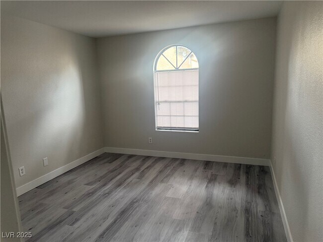 Building Photo - 2966 Juniper Hills Blvd