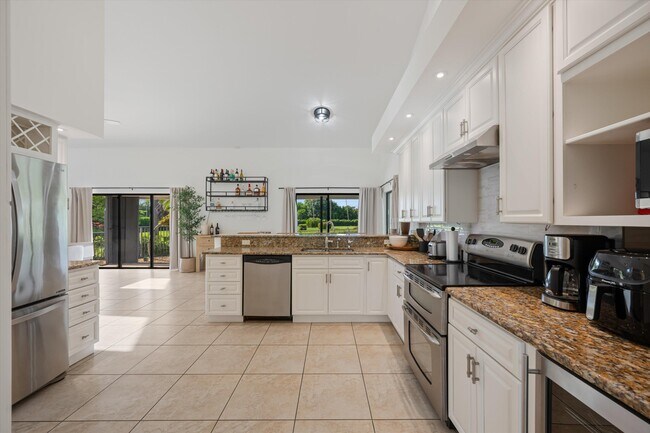 Building Photo - 14596 Belmont Trce