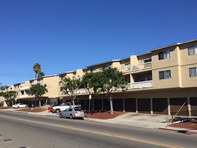 Building Photo - Golden Heights Terrace