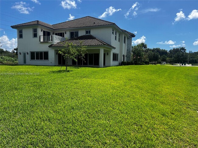 Building Photo - 6121 Marinel Say Dr