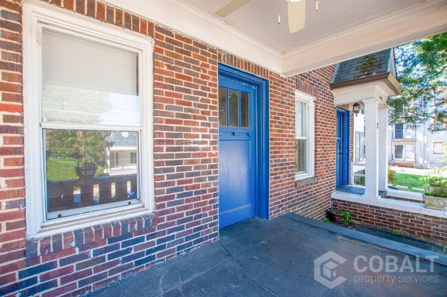 Building Photo - 499 Winton Terrace NE