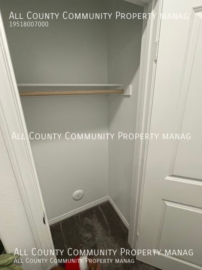 Building Photo - 2398 Diamond Edge Rd