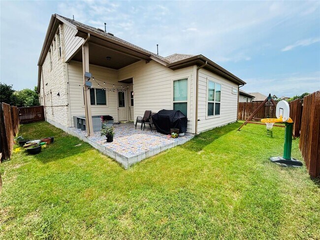 Building Photo - 1237 Clearwing Cir