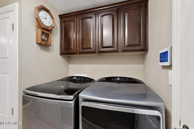 Building Photo - 6909 Desert Canyon Dr