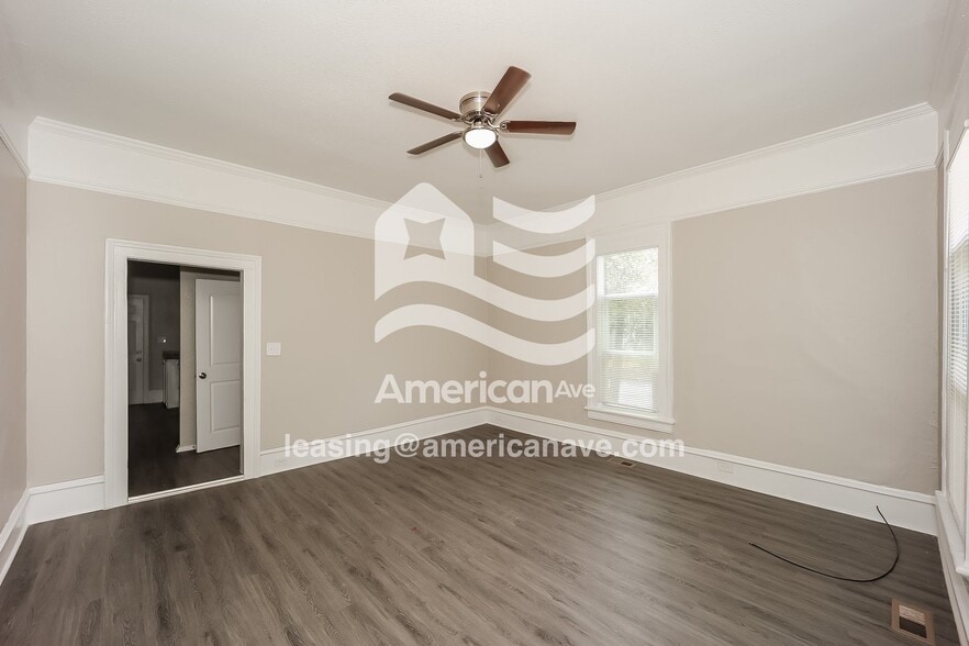 Building Photo - 3000 11th Ave