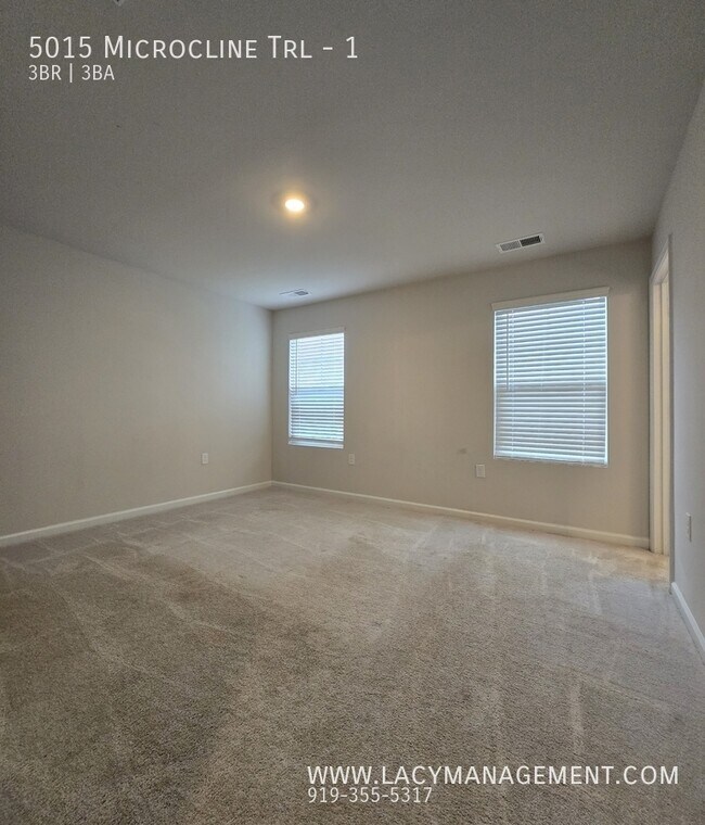 Building Photo - 5015 Microcline Trl