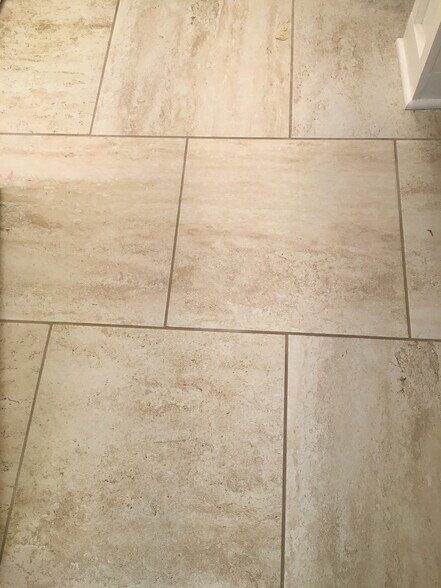Bath Travertine Flooring - 2808 10th Ct S