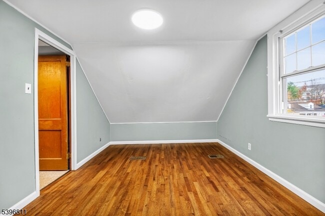 Building Photo - 26 Glaser Ave