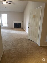 Building Photo - 1202 Thorpe Ln