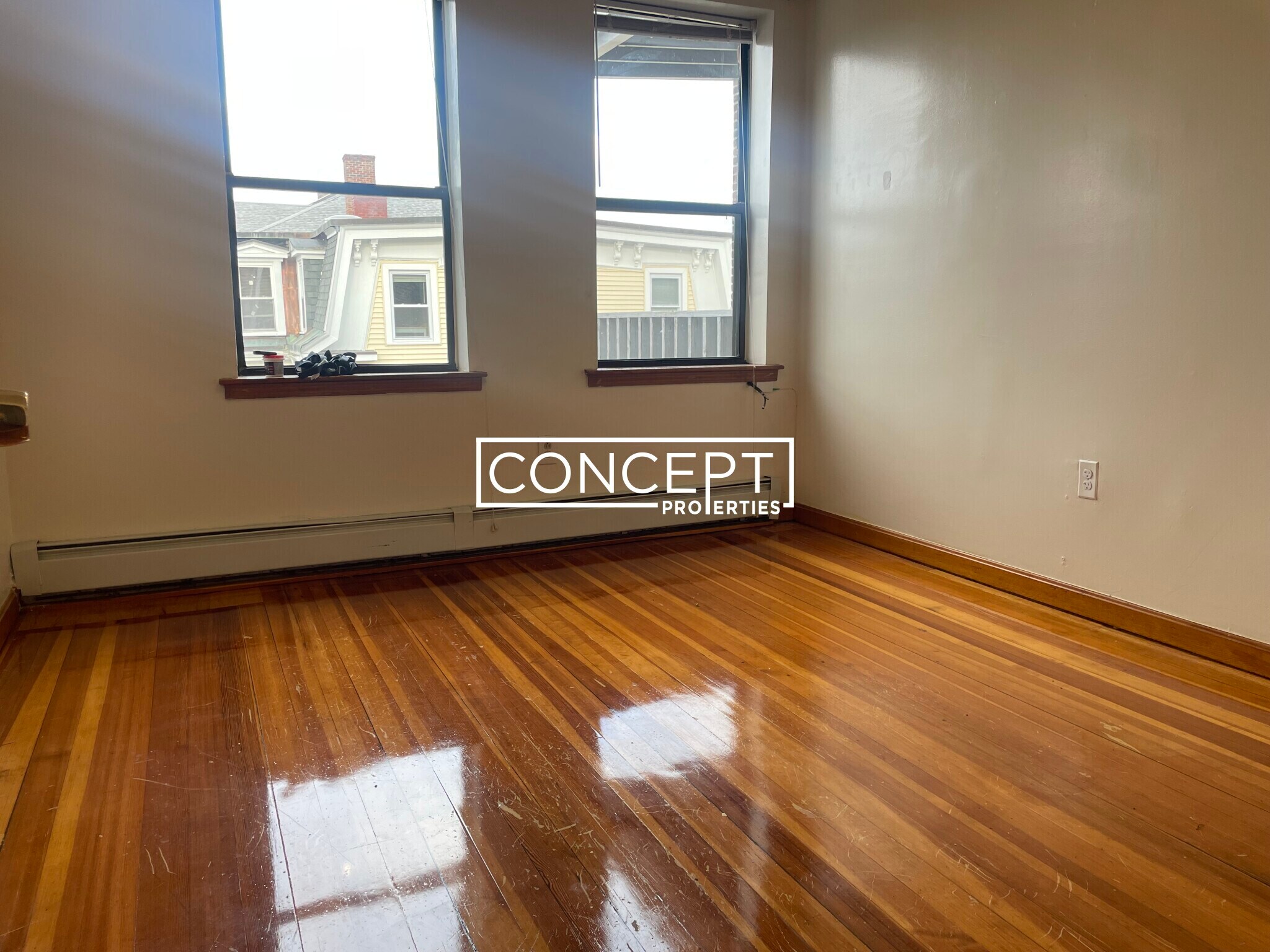 Building Photo - 369A Centre St