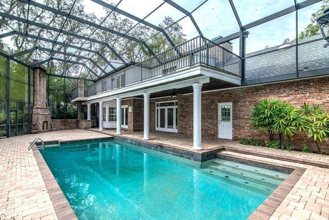 Building Photo - 16405 Avila Blvd