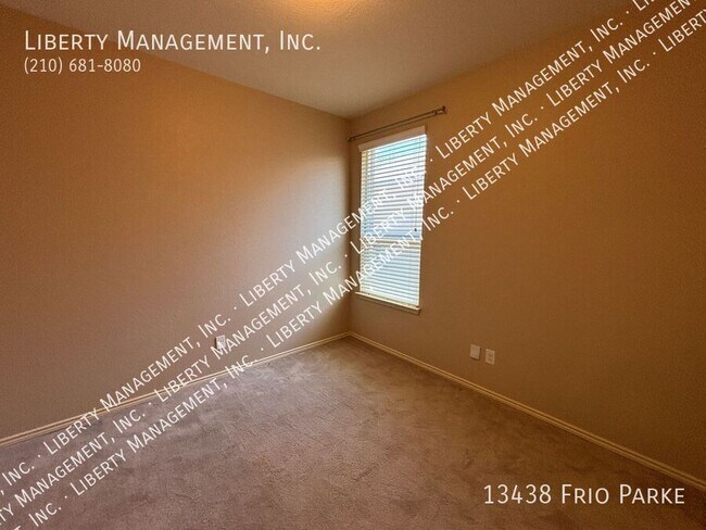 Building Photo - 13438 Frio Parke