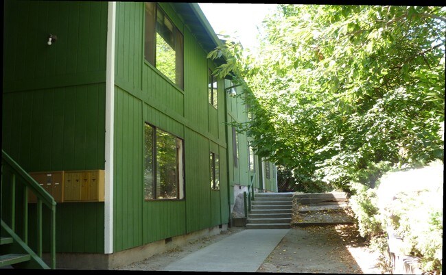 Building Photo - Pacific Park Apartments